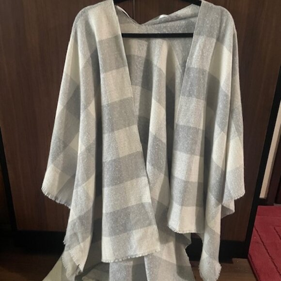 Old Navy Gray & White Plaid Blanket Scarf | One Size | New - Picture 1 of 5